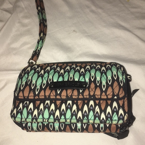 Vera Bradley Wristlet/Wallet - Picture 1 of 3